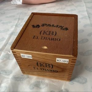Cigar box